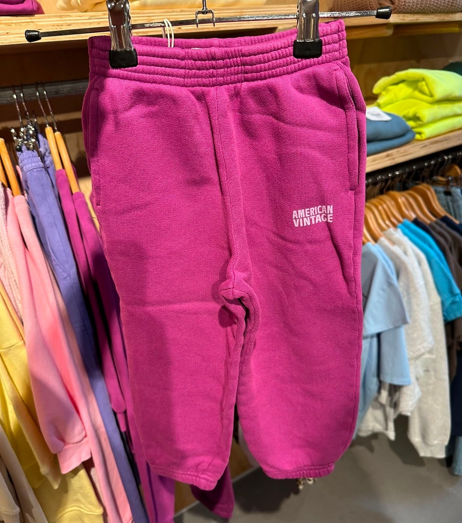 American Vintage | Izubird Joggingbroek | jus de raisin vintage