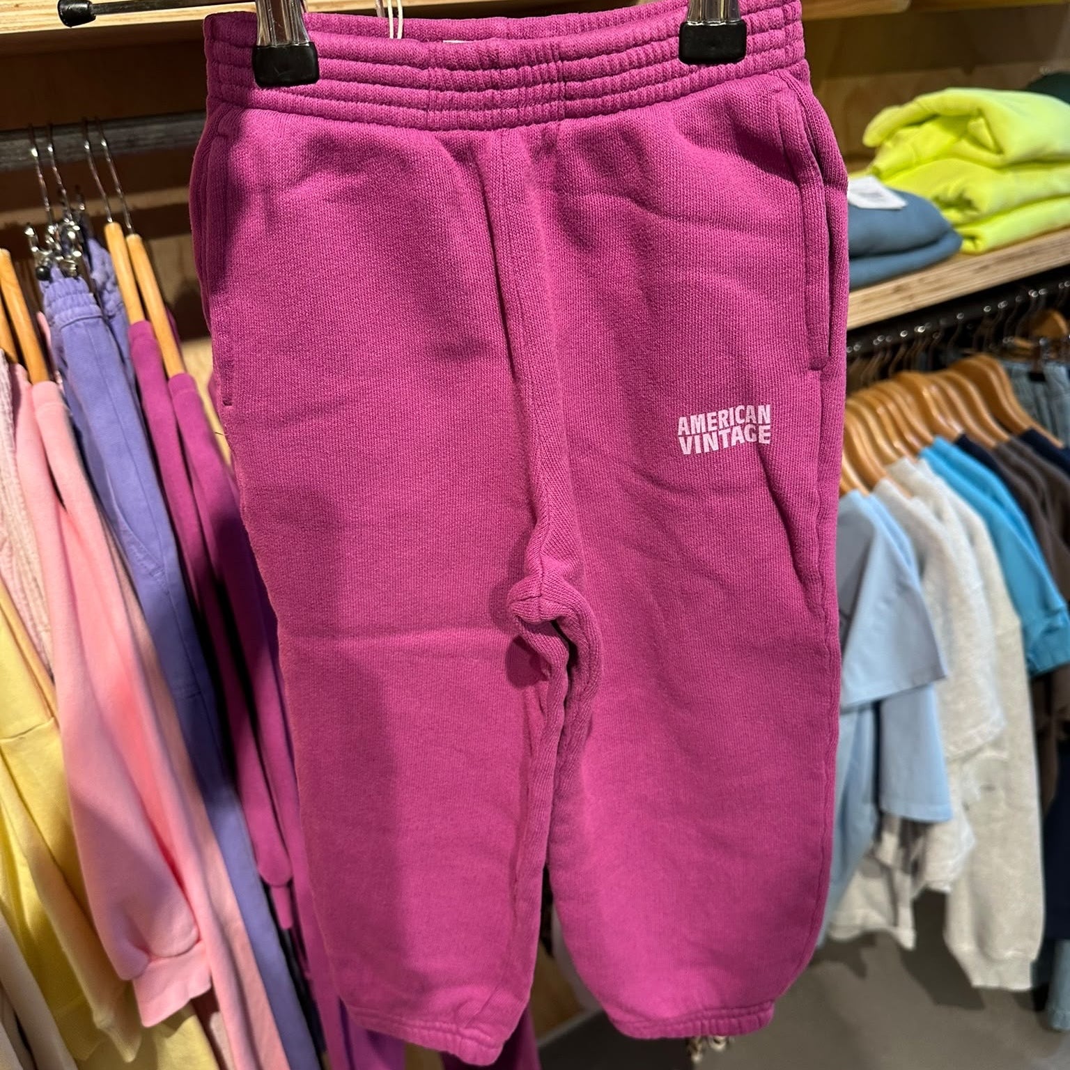 American Vintage | Izubird Joggingbroek | jus de raisin vintage