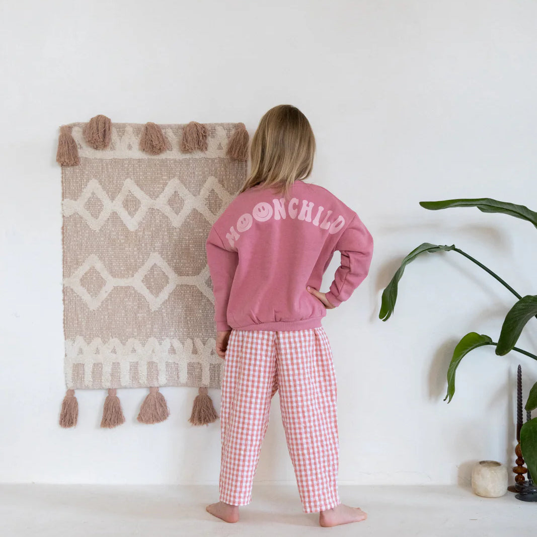 Ella and rapha | Sweater Moonchild | Sweet rose