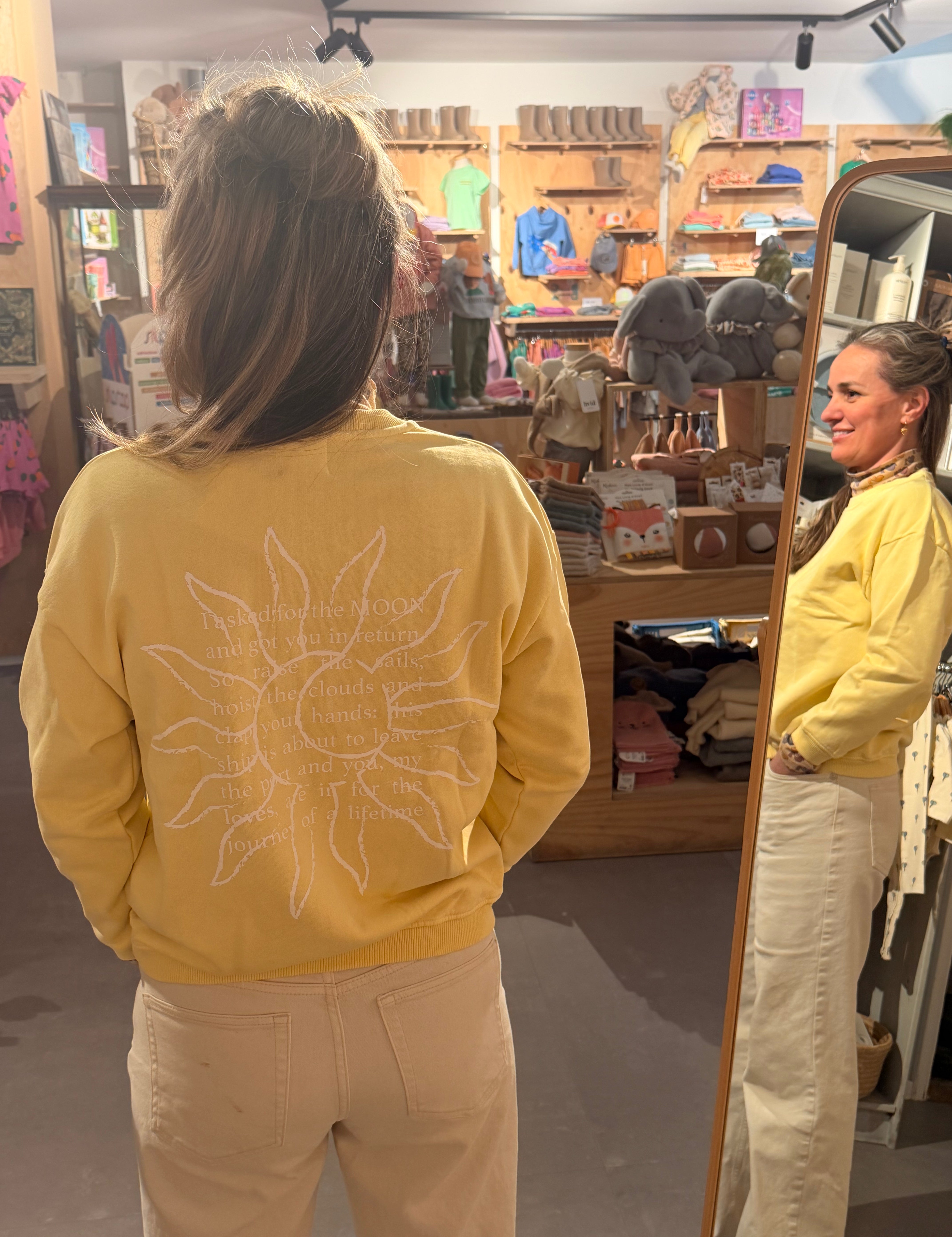 Elle and rapha | Sweater little sun x moon butter yellow