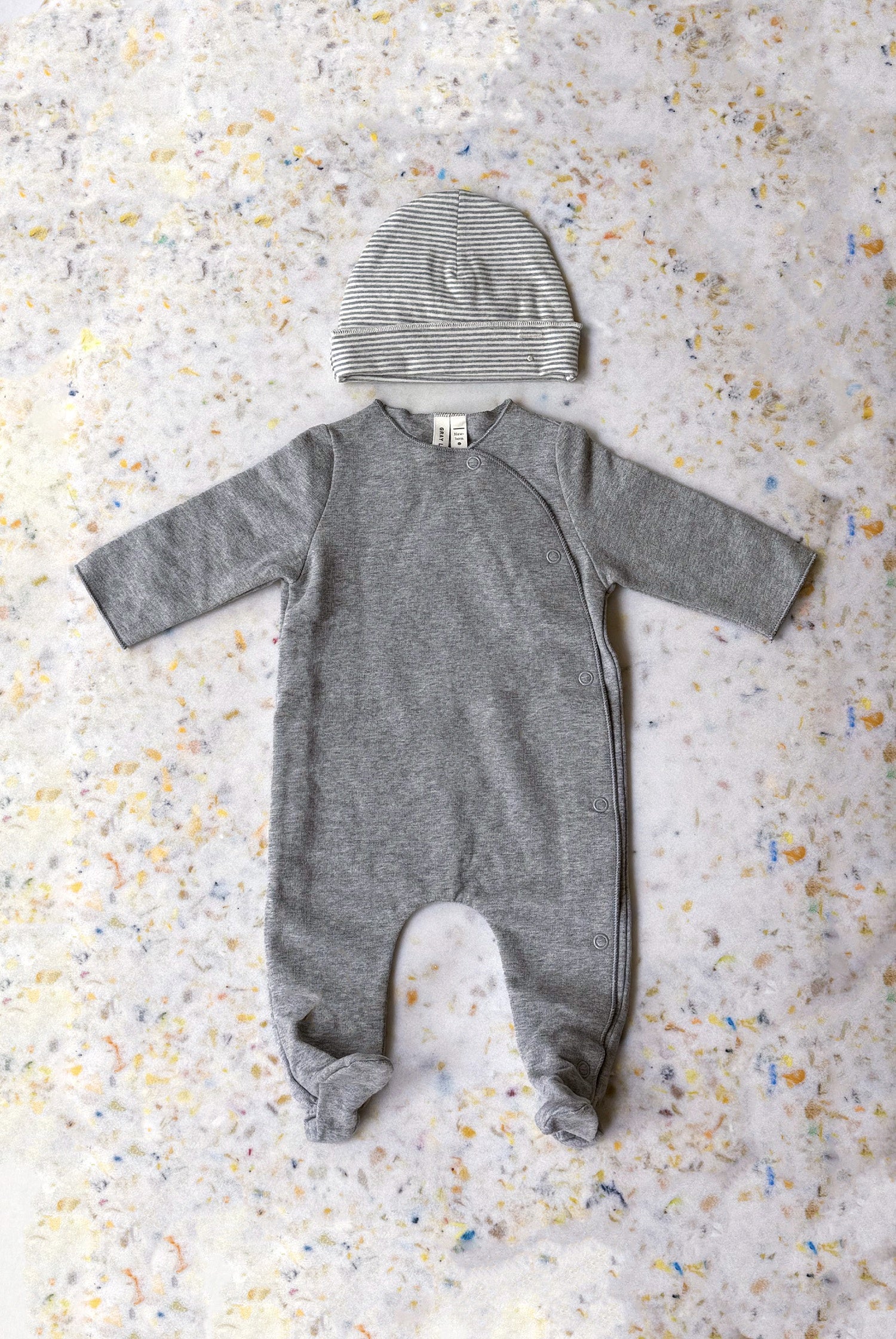 Gray label | Newborn Essentials set