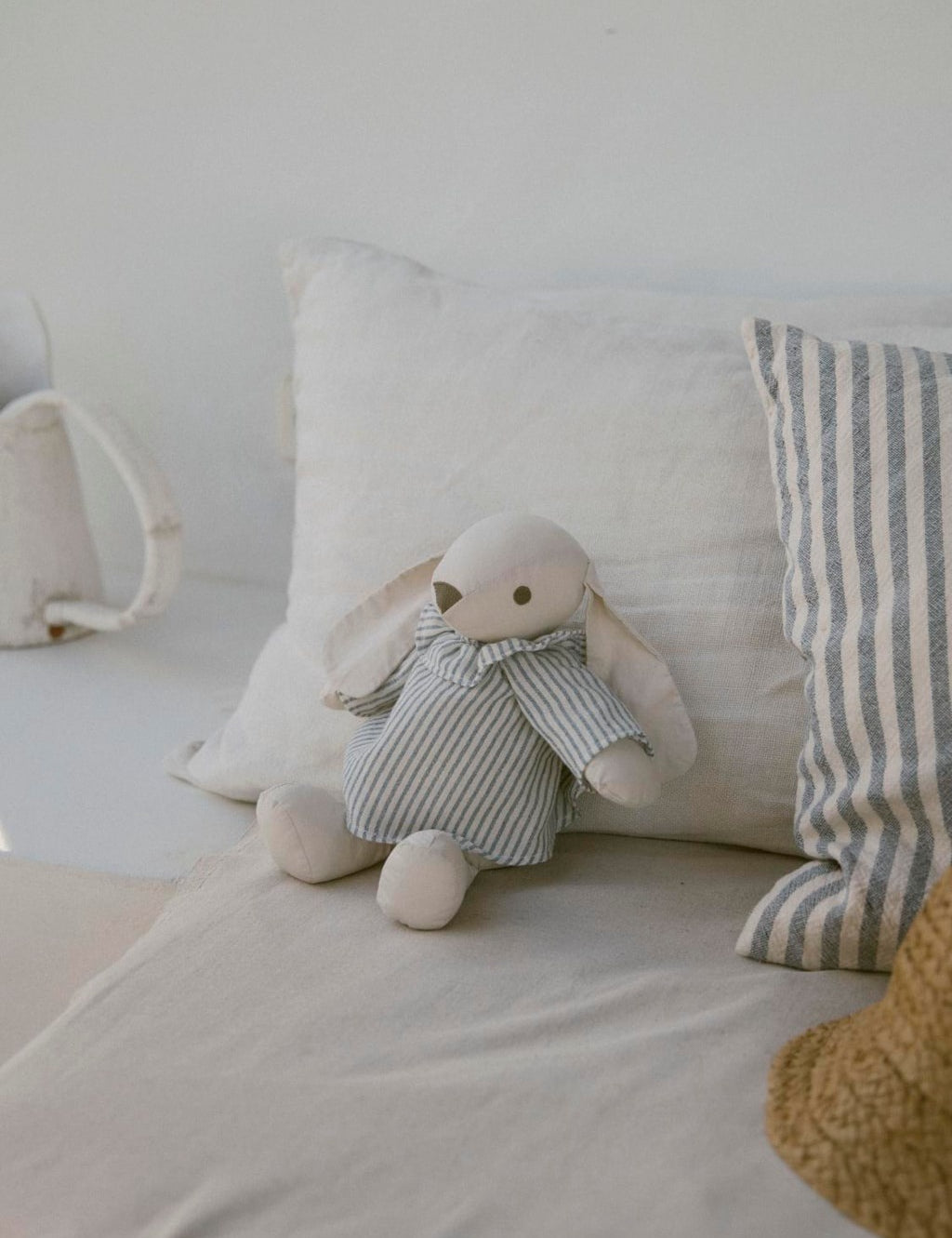 Lil' Atelier Onimo Rabbit Toy - Turtledove