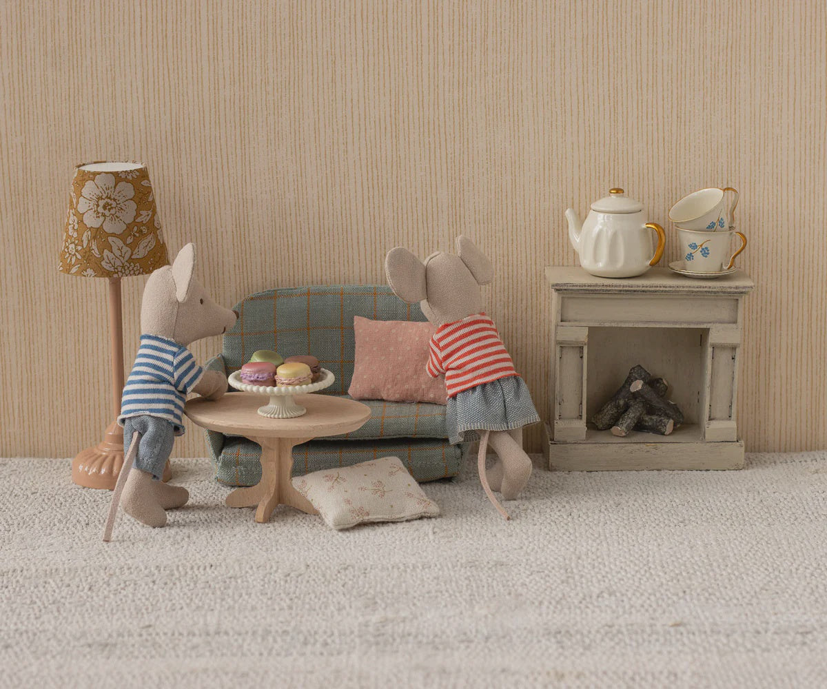 Maileg - Oval coffee table, Mouse - Nature