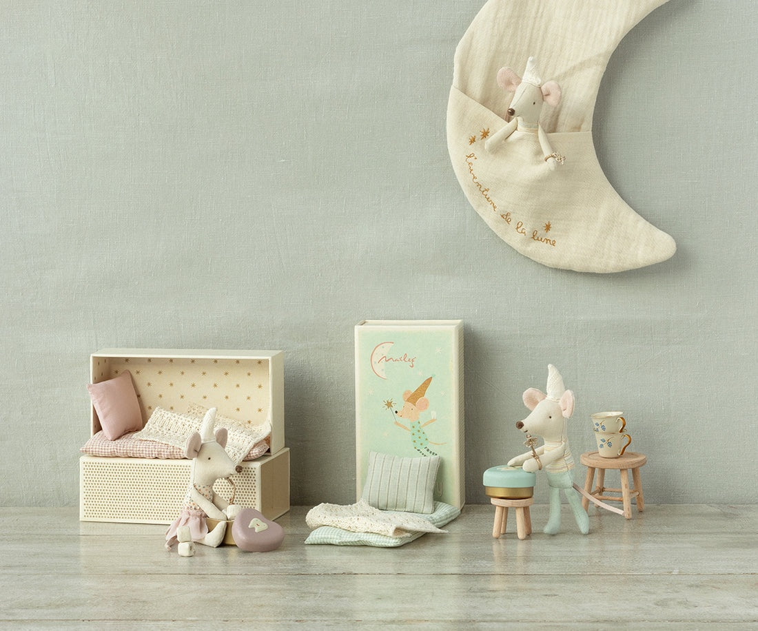 Maileg, Tooth fairy mouse, Little brother in matchbox - 4105