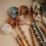 Mushie l Speenketting Luna l dried thyme