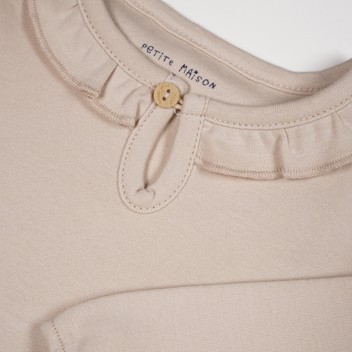 Petit maison | Kaya Longsleeve ruffle | Oatmeal