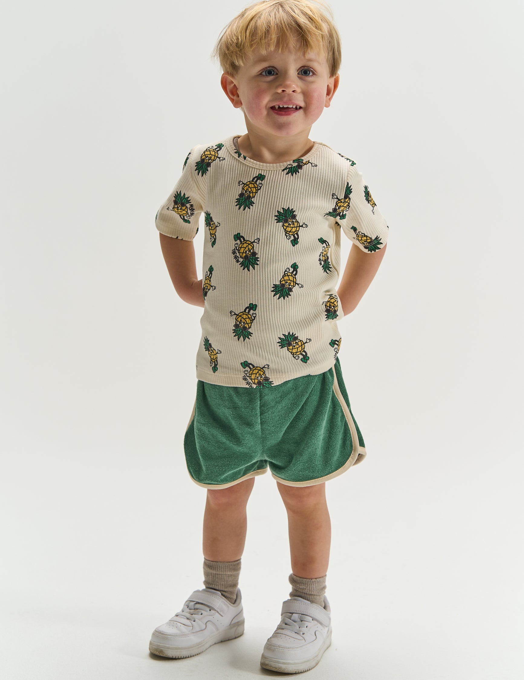 The New Siblings Terry shorts posy green
